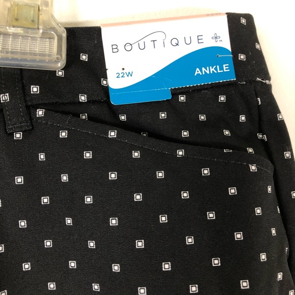 BOUTIQUE ANKLE PANTS NWT - Picture 3 of 4